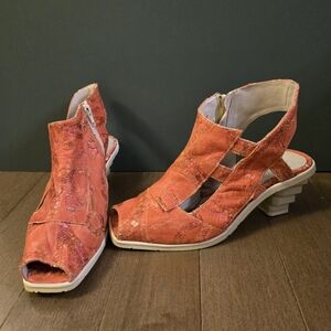 Eject Pink Leather Peep Toe Sandals Size 38 / 8  Sculptural Heel Portugal